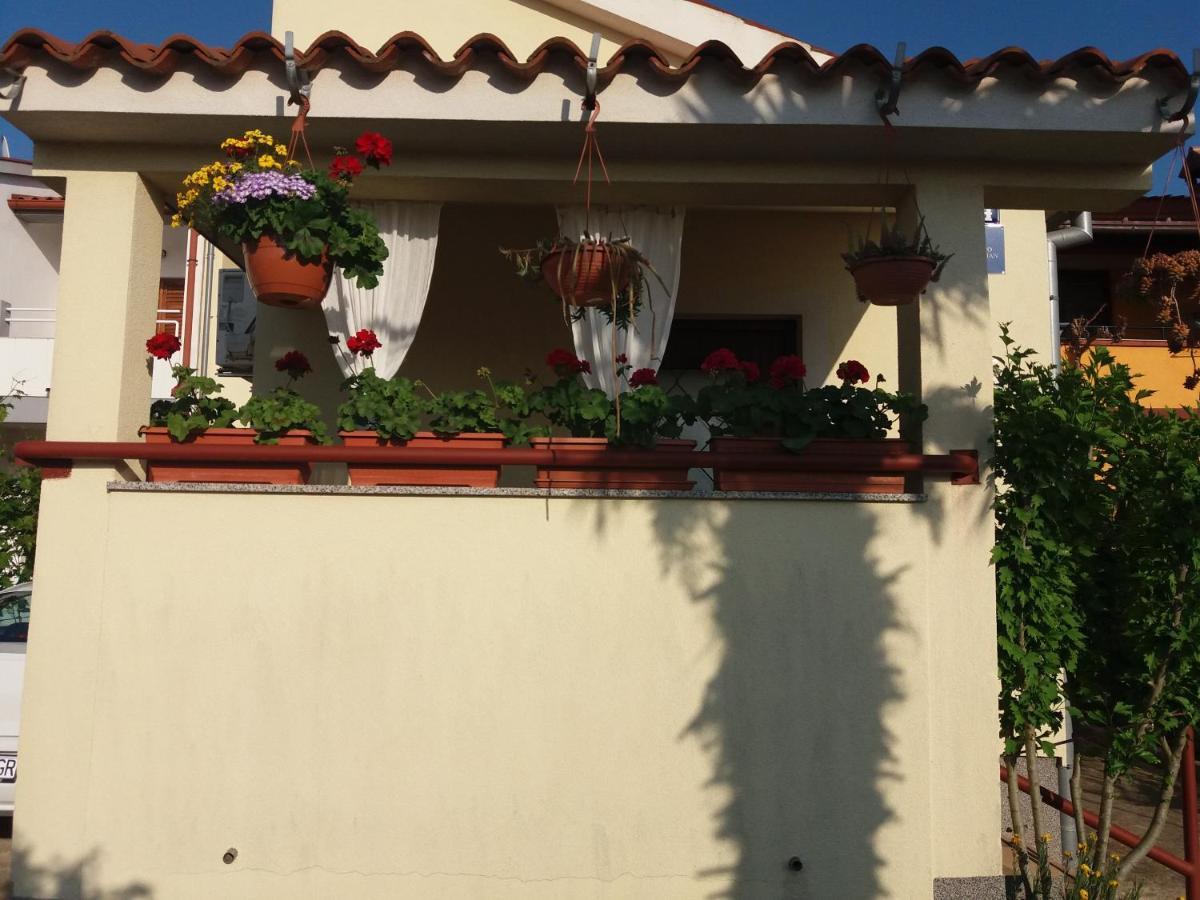 Apartman Luka Fažana Exteriör bild