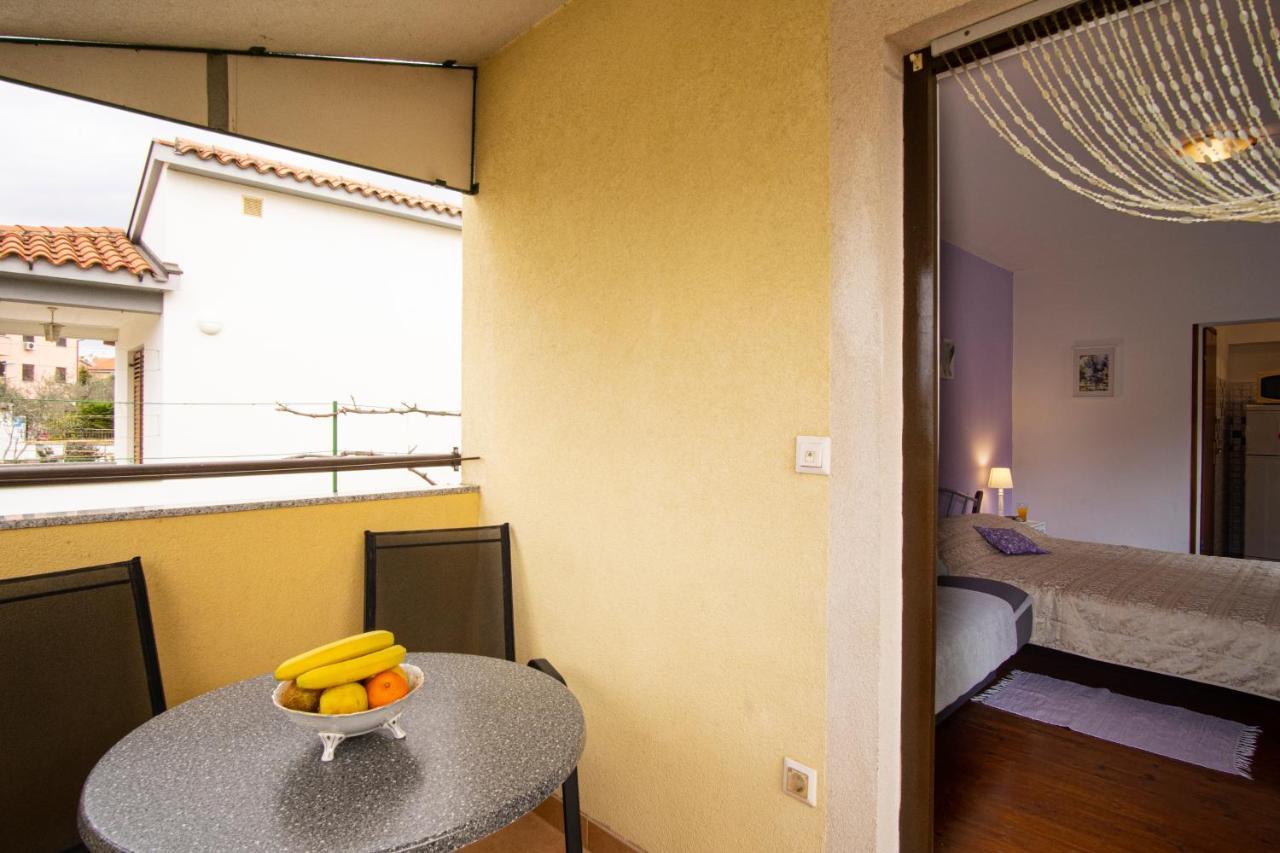 Apartman Luka Fažana Exteriör bild