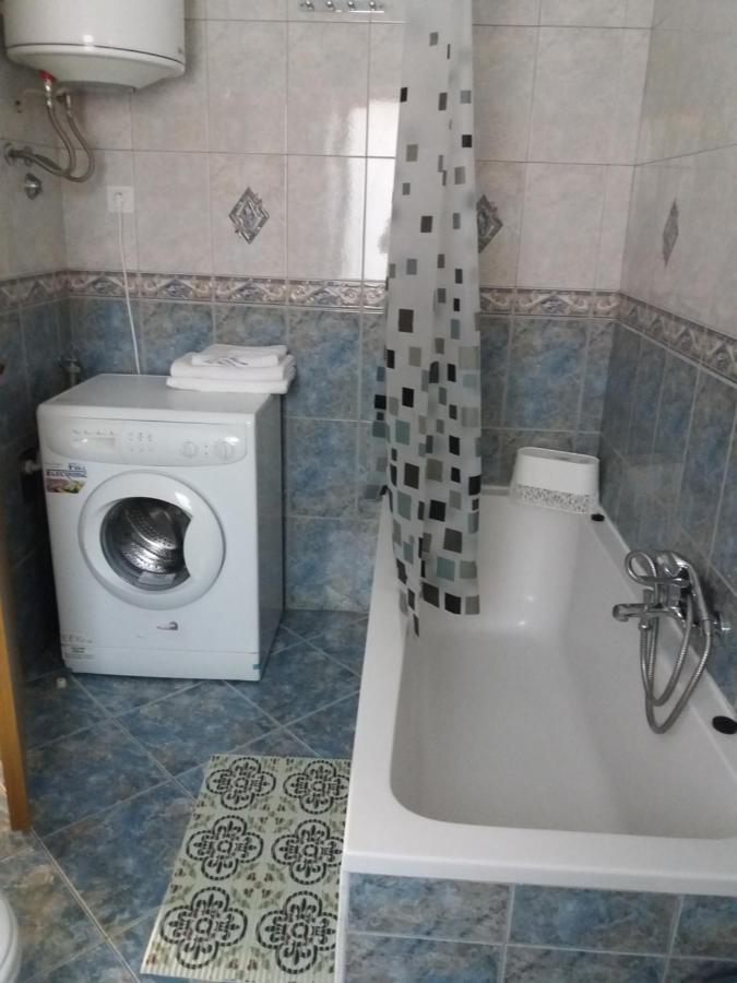 Apartman Luka Fažana Exteriör bild